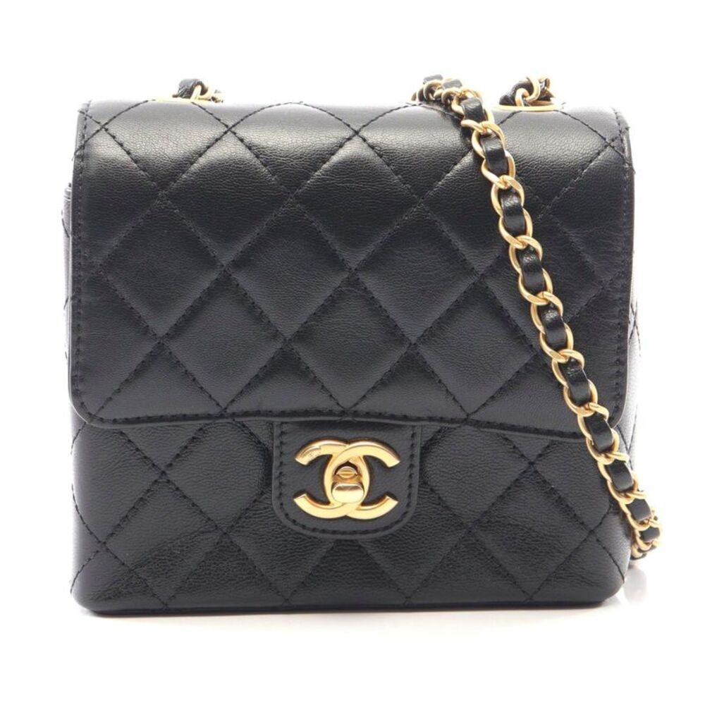Chanel Matelasse Leather Shoulder Bag
